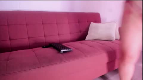 Lola Independent Model online show from 12.03.25