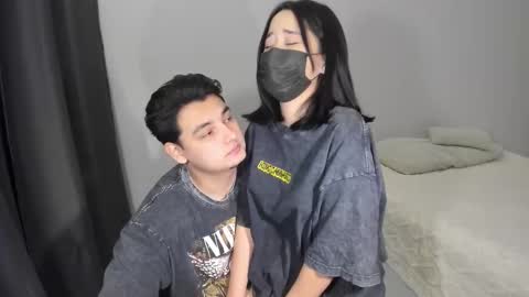 AJ online show from 10.21.25