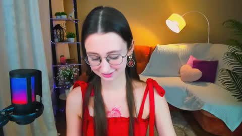 Snapshot of yourlovelystoryy chatting on 11.16.25 Vetta online show from 11.16.25