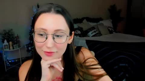 Snapshot of yourlovelystoryy chatting on 01.11.26 Vetta online show from 01.11.26