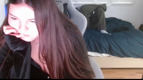 yourmila1 online show from 02.19.26