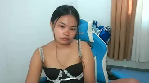 Snapshot of yourpinay_belle chatting on 03.17.26 Belle online show from 03.17.26