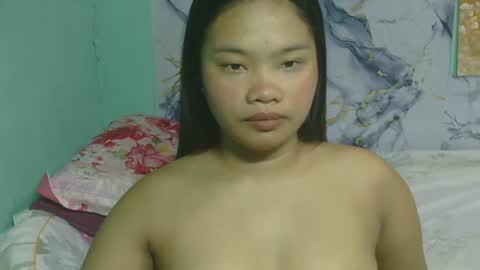 Snapshot of yourpinay_belle chatting on 04.30.26 Belle online show from 04.30.26