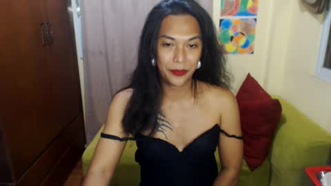 Snapshot of yourpinoy chatting on 01.16.25 Iring online show from 01.16.25