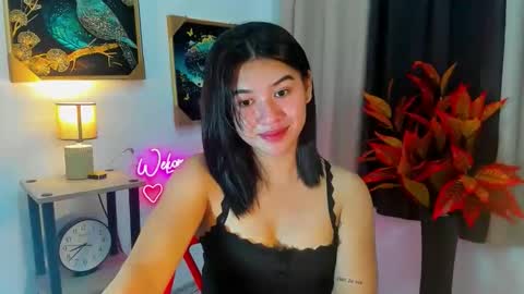 Snapshot of yourprettytrish chatting on 11.12.25 Trish online show from 11.12.25