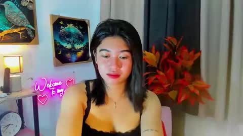 Snapshot of yourprettytrish chatting on 11.15.25 Trish online show from 11.15.25