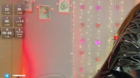 Isabella but you can call me Isa .-. online show from 02.28.26