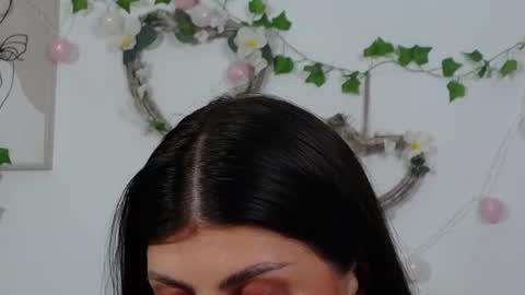 yours_goddess online show from 06.18.26