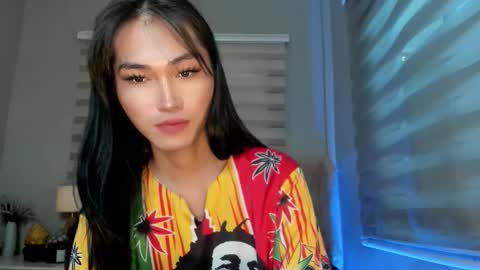 Snapshot of yoursexservice chatting on 09.10.25    online show from 09.10.25