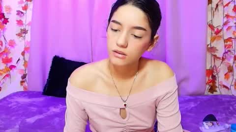 Snapshot of yoursexy18lover chatting on 12.22.25 Lina and roberth online show from 12.22.25