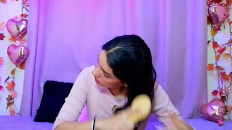 Snapshot of yoursexy18lover chatting on 01.12.26 Lina and roberth online show from 01.12.26