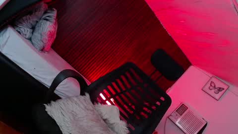 Snow Galvez online show from 01.12.25