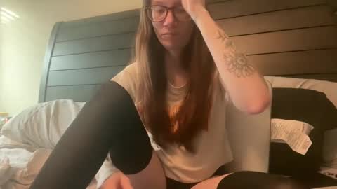 Snapshot of yourstrulylivy chatting on 02.06.25 yourstrulylivy online show from 02.06.25