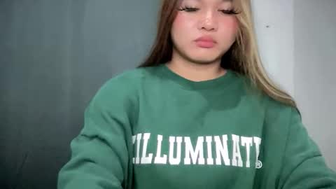 yoursweetgirl_zia online show from 03.13.26