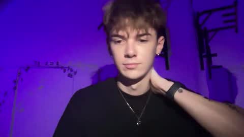 Snapshot of yoursweetyguy chatting on 11.26.25 yoursweetyguy online show from 11.26.25