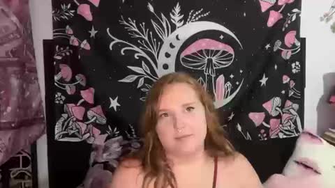 yourthickgingergoddess online show from 10.11.25
