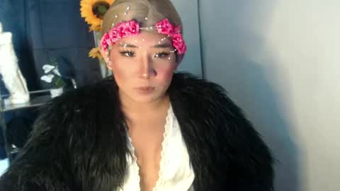 Snapshot of yourtransjeen chatting on 02.25.25 Jeen online show from 02.25.25