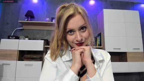 YourVenus00 -Follow my OF online show from 12.02.24