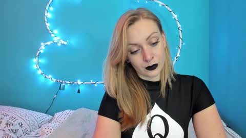 YourVenus00 -Follow my OF online show from 02.05.25