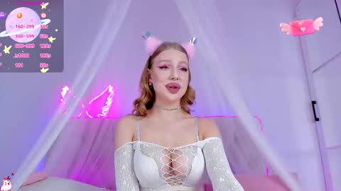 Snapshot of yourwilddestiny chatting on 11.11.25 Destiny online show from 11.11.25