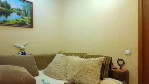 YourXQueen online show from 11.05.25