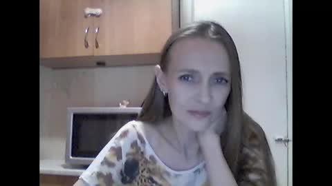 Snapshot of youur_light chatting on 01.06.26 Youur light online show from 01.06.26