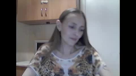 Snapshot of youur_light chatting on 02.13.26 Youur light online show from 02.13.26