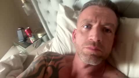 Snapshot of youwantus69 chatting on 09.21.25 You want us 69 online show from 09.21.25