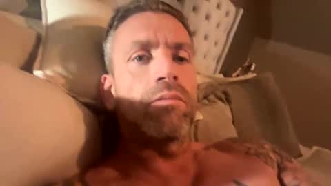 Snapshot of youwantus69 chatting on 10.09.25 You want us 69 online show from 10.09.25