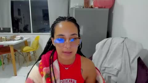 elizabeth  ju   online show from 07.28.26
