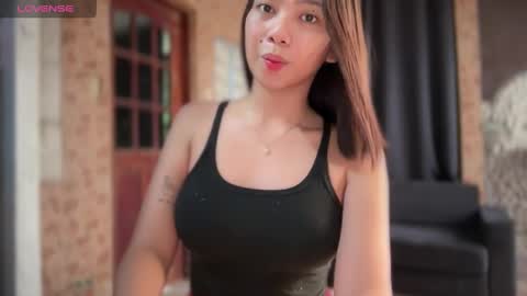 Snapshot of yowginethegreat chatting on 12.26.24 YowgineTheGreat online show from 12.26.24