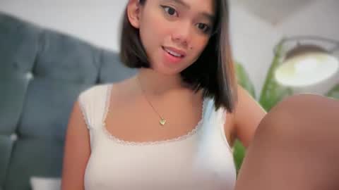 Snapshot of yowginethegreat chatting on 02.26.25 YowgineTheGreat online show from 02.26.25