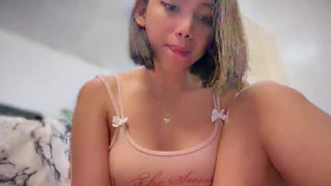 Snapshot of yowginethegreat chatting on 02.28.25 YowgineTheGreat online show from 02.28.25