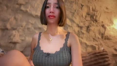 YowgineTheGreat online show from 05.13.26