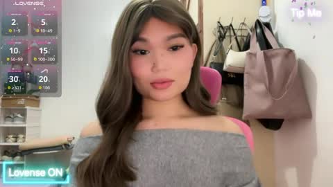 yrdrmgrl_jennie26 online show from 07.11.26