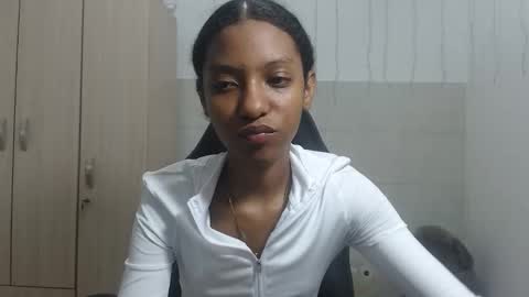 YUKARI online show from 10.07.25