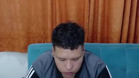 Snapshot of yulandval chatting on 11.22.25 yul and val couple online show from 11.22.25