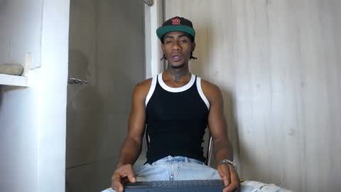 Snapshot of yulian_23 chatting on 12.17.25 Ivan online show from 12.17.25