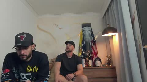 Snapshot of yulianpereira25 chatting on 02.10.26 yulian 2811 online show from 02.10.26