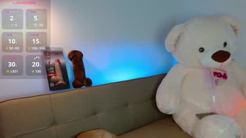 Snapshot of yulissa18 chatting on 01.13.26 Yuli and SaraIndependent model online show from 01.13.26