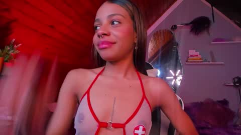 yumi_hanna online show from 12.04.25