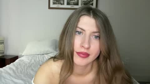 Snapshot of yumiandwolf chatting on 03.06.25 yumiandwolf online show from 03.06.25