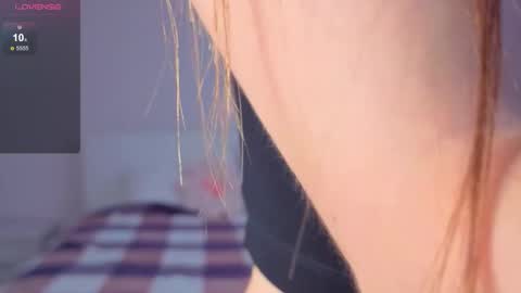 Snapshot of yumiiai chatting on 09.23.25 Yumi online show from 09.23.25