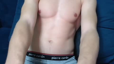 Snapshot of yummyalexxx chatting on 12.04.24 Alex online show from 12.04.24