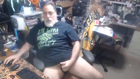 yummyflguy online show from 04.22.26