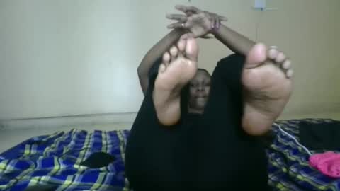 yummytitiess online show from 12.02.25