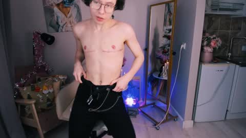 Yan Fillip hehim    online show from 12.26.24