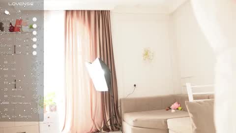 yuna_leen online show from 12.01.25