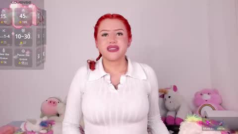 yunahott_ online show from 10.17.25