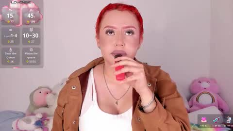 yunahott_ online show from 10.22.25